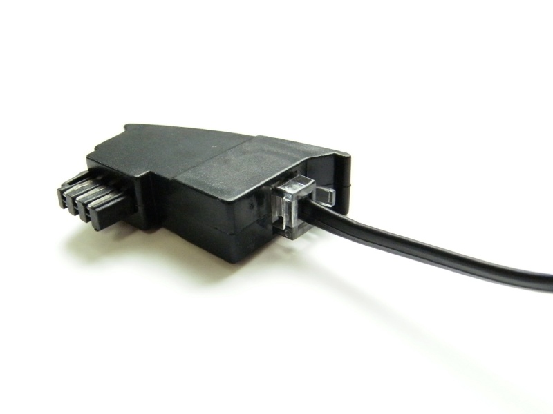 Datei:Tae-stecker-mitkabel.jpg
